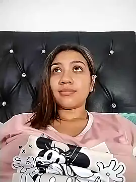 Snapshot of nina_carther chatting on 01/19/25, 04:25 nina carther online show from 01/19/25, 04:25