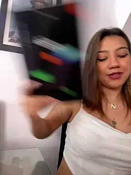 Snapshot of nina_carther chatting on 01/20/25, 02:25 nina carther online show from 01/20/25, 02:25