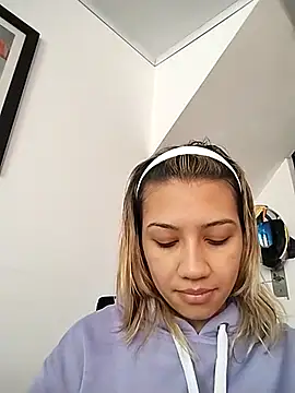 Snapshot of nina_carther chatting on 02/28/25, 01:25 nina carther online show from 02/28/25, 01:25