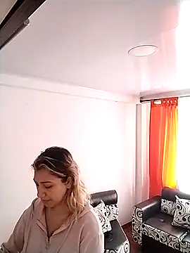 Snapshot of nina_carther chatting on 03/08/25, 01:25 nina carther online show from 03/08/25, 01:25