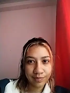 Snapshot of nina_carther chatting on 03/12/25, 12:04 nina carther online show from 03/12/25, 12:04