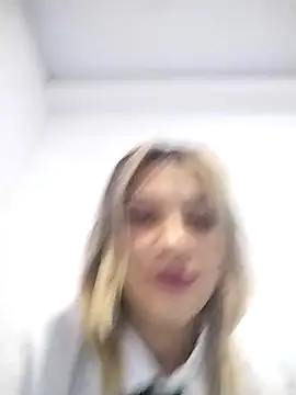 Snapshot of nina_carther chatting on 03/23/25, 12:04 nina carther online show from 03/23/25, 12:04