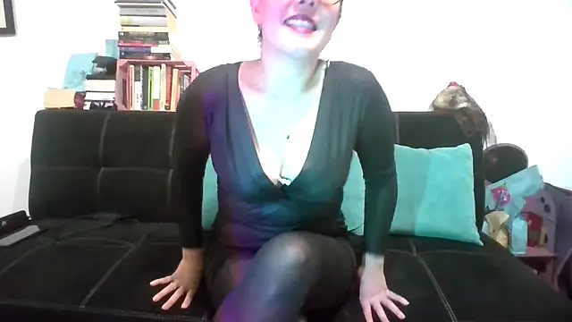 Tiramisu89 online show from 11/07/25, 01:05