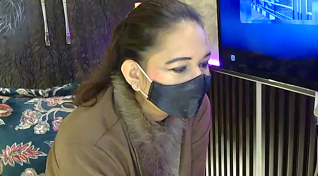 fabdemira online show from 01/06/25, 12:27