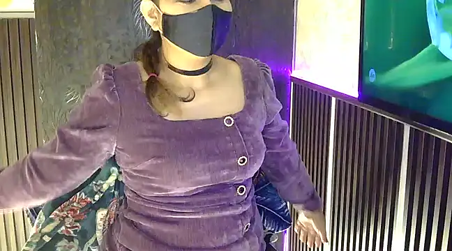 fabdemira online show from 01/08/25, 11:19