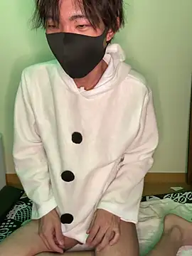 UKI06 online show from 12/21/24, 02:04