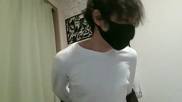 UKI06 online show from 01/31/25, 03:00