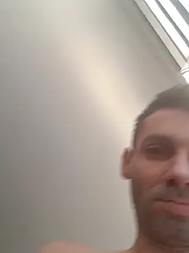 boysexy350 online show from 10/16/25, 06:47