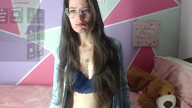 Snapshot of Mily_Miley chatting on 02/11/25, 01:09 Mily Miley online show from 02/11/25, 01:09