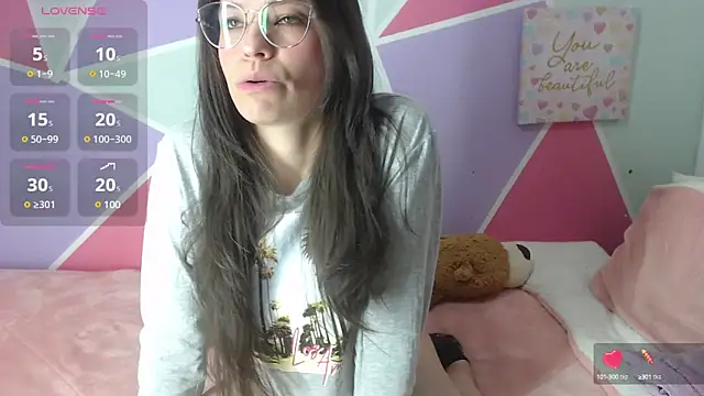 Snapshot of Mily_Miley chatting on 03/03/25, 04:24 Mily Miley online show from 03/03/25, 04:24