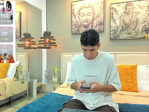 Snapshot of kieran_derek chatting on 10/28/25, 03:21 kieran derek online show from 10/28/25, 03:21