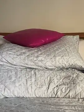 soli-lov online show from 02/17/25, 03:31