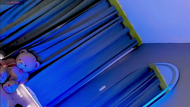 Snapshot of gatitavenecis chatting on 01/31/25, 04:48 gatitavenecis online show from 01/31/25, 04:48