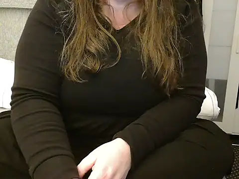 MarthaBriest online show from 02/12/25, 07:23