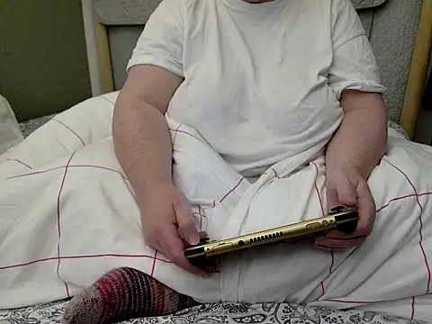 MarthaBriest online show from 11/21/25, 03:27