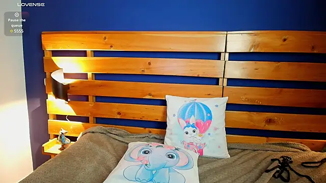 stefania lerner online show from 12/30/24, 06:38