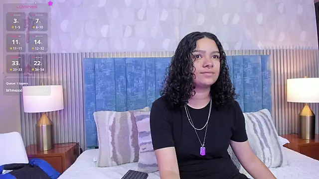 pretty sunlight  online show from 11/20/25, 01:28