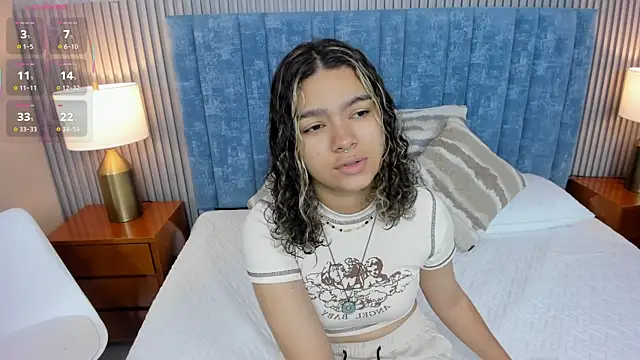 pretty sunlight  online show from 02/11/26, 01:32