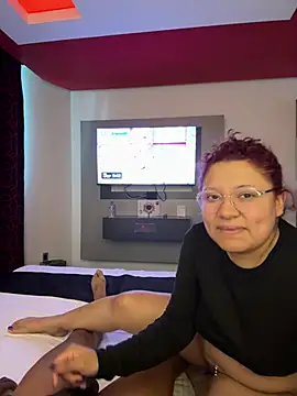 m0ondolly online show from 07/07/26, 12:02
