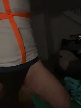 Snapshot of lucboyslam chatting on 02/21/25, 09:54 lucboyslam online show from 02/21/25, 09:54