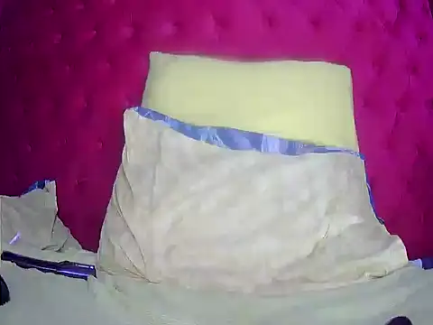 TheSweetBerry online show from 03/18/25, 02:15