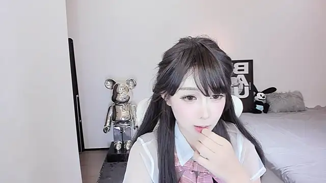 Snapshot of bdbdzs chatting on 02/04/25, 09:10 bdbdzs online show from 02/04/25, 09:10