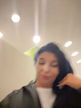 Tisha Busty online show from 09/25/25, 01:04