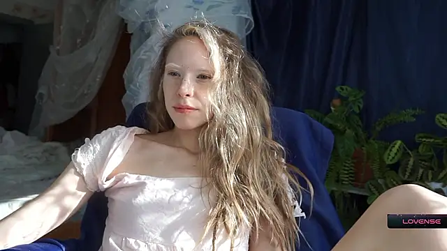  Phantom thread  online show from 02/25/26, 11:31