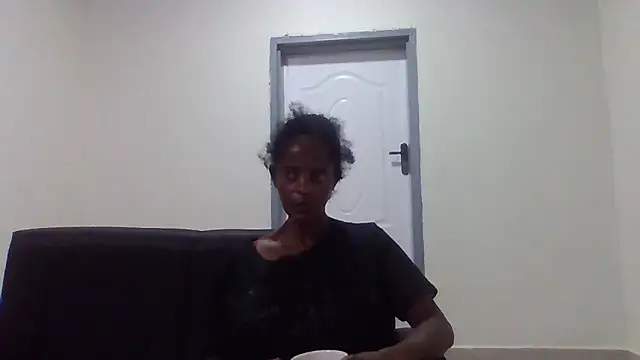 sweets 80 online show from 02/15/26, 04:31