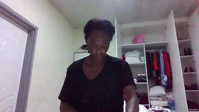 sweets 80 online show from 04/13/26, 03:56