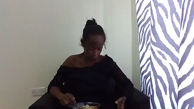 sweets 80 online show from 06/04/26, 07:58