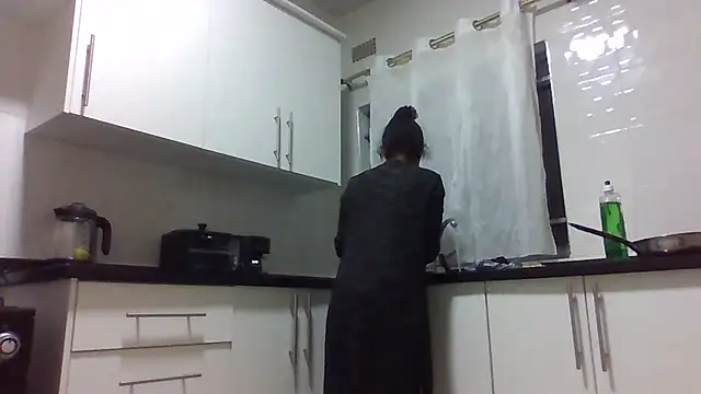 sweets 80 online show from 06/11/26, 03:48