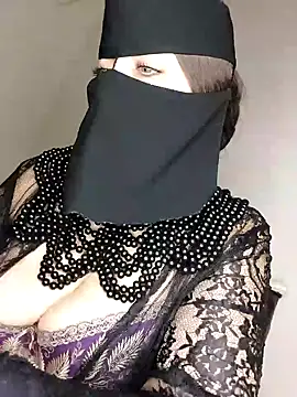 Snapshot of -Arab_milf- chatting on 01/13/25, 06:38 -Arab milf- online show from 01/13/25, 06:38