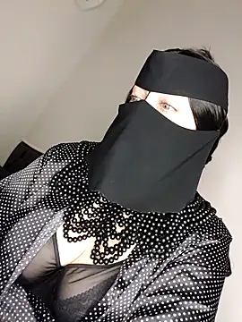 Snapshot of -Arab_milf- chatting on 02/19/25, 06:11 -Arab milf- online show from 02/19/25, 06:11