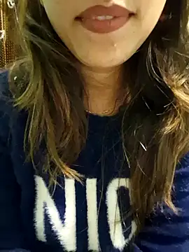 Snapshot of MIss-Naina chatting on 01/23/25, 04:09 MIss-Naina online show from 01/23/25, 04:09