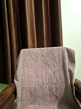 Snapshot of MIss-Naina chatting on 02/09/25, 10:20 MIss-Naina online show from 02/09/25, 10:20