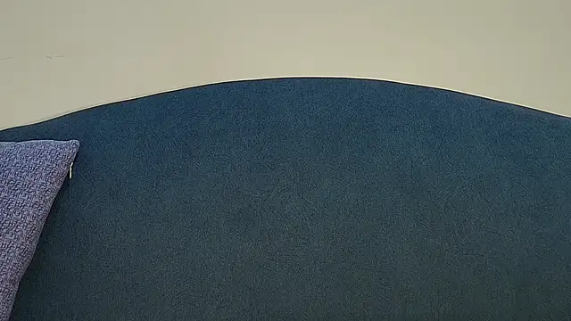 Snapshot of MIss-Naina chatting on 09/25/25, 08:29 MIss-Naina online show from 09/25/25, 08:29