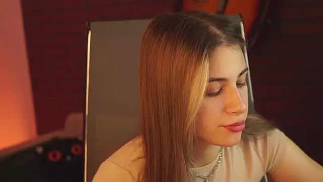 EllieCutes online show from 02/22/25, 08:18