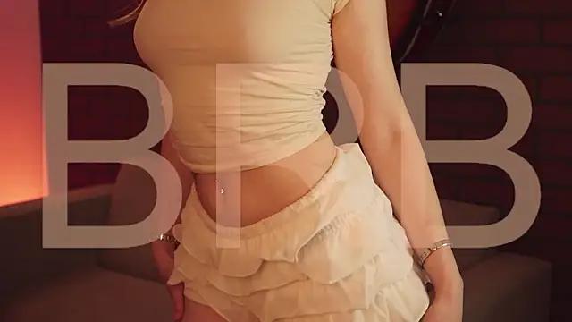 EllieCutes online show from 03/16/26, 08:40