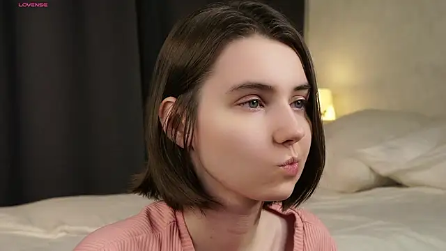 MeghanElson online show from 03/27/26, 02:06