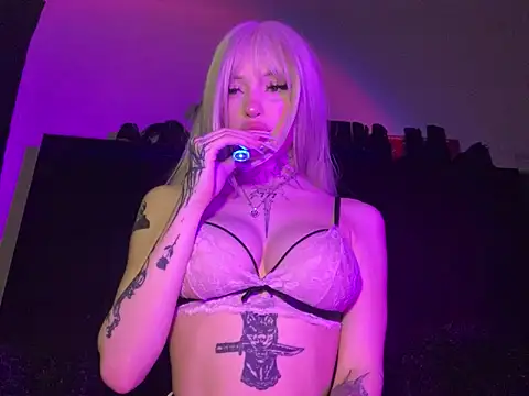 madelinexx online show from 02/21/25, 06:59