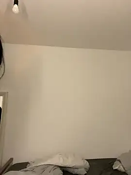 madelinexx online show from 12/14/25, 10:20