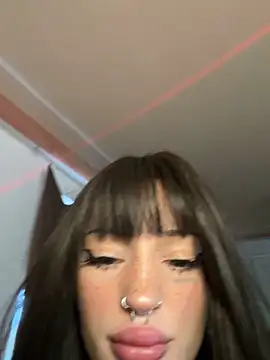 madelinexx online show from 04/07/26, 09:10