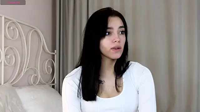 WildaBendell online show from 03/06/25, 01:24