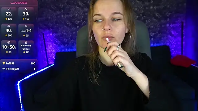 MaribelRiverr  online show from 01/14/25, 10:38