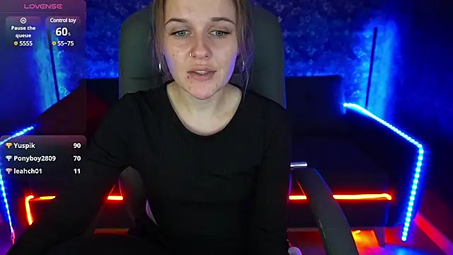 MaribelRiverr  online show from 02/06/25, 12:26