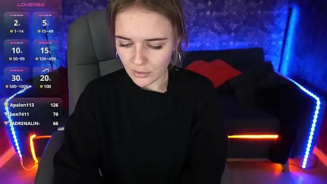 MaribelRiverr  online show from 02/09/25, 09:47