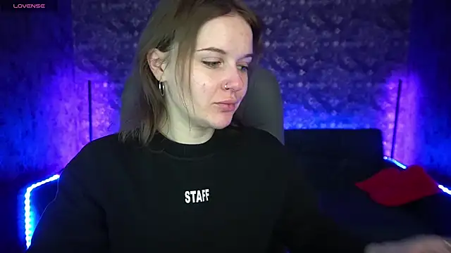 MaribelRiverr  online show from 02/27/25, 06:40