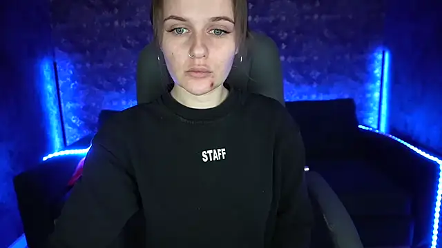 MaribelRiverr  online show from 03/04/25, 12:33