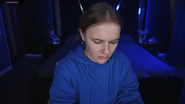 MaribelRiverr  online show from 09/29/25, 05:45